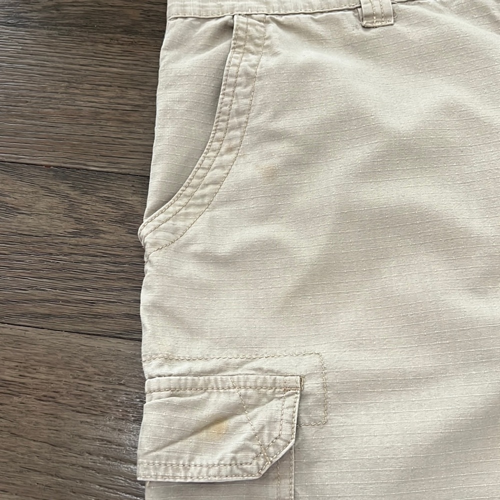 Beverly Hill Polo Club men’s khaki cargo shorts - Picture 11 of 14